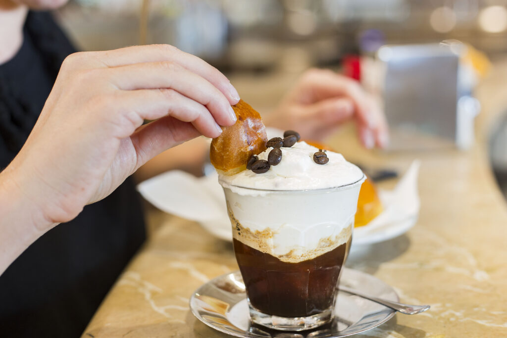 Granita e brioche: il sapore della Sicilia a colazione